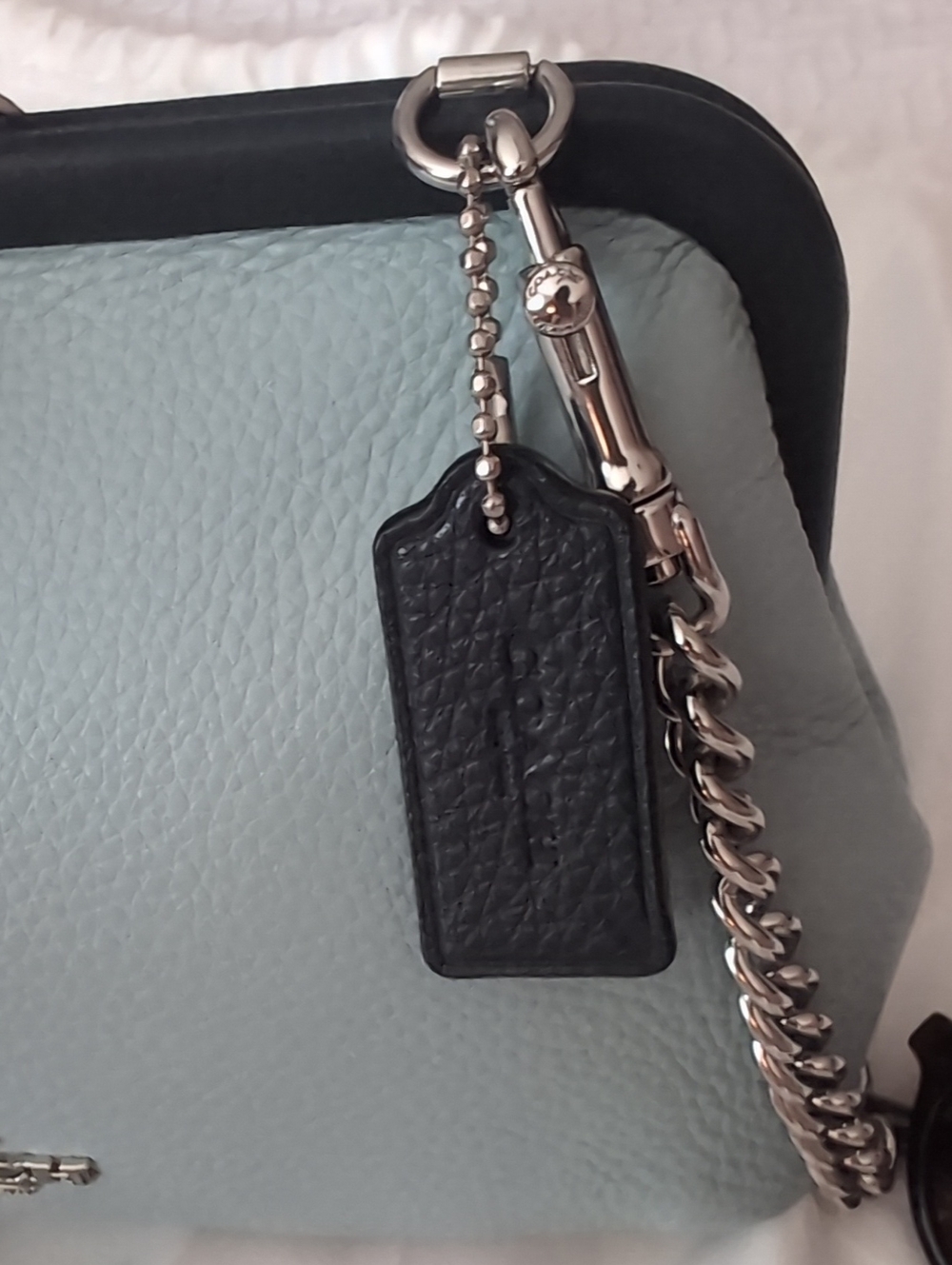 Coach Nora Blueberry Pebbled Leather Kisslock Crossbody in Light Blue Bag - Picture 4 of 9